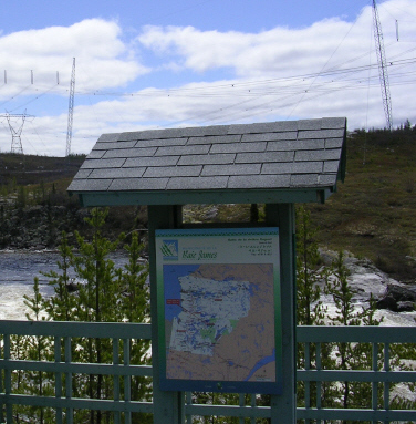 Entry to viewing area southwest of the bridge